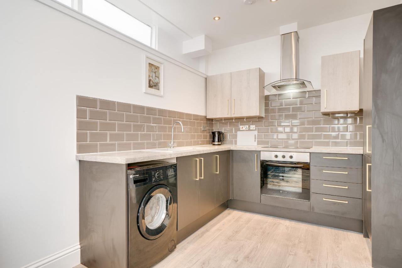 Town House Apartments Wakefield Exterior foto